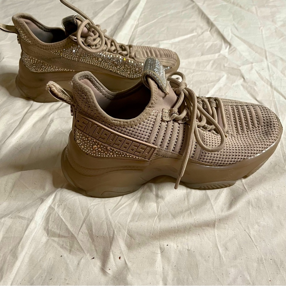 Steve Madden Maxima Beige Sparkle Sneakers Size 6.5